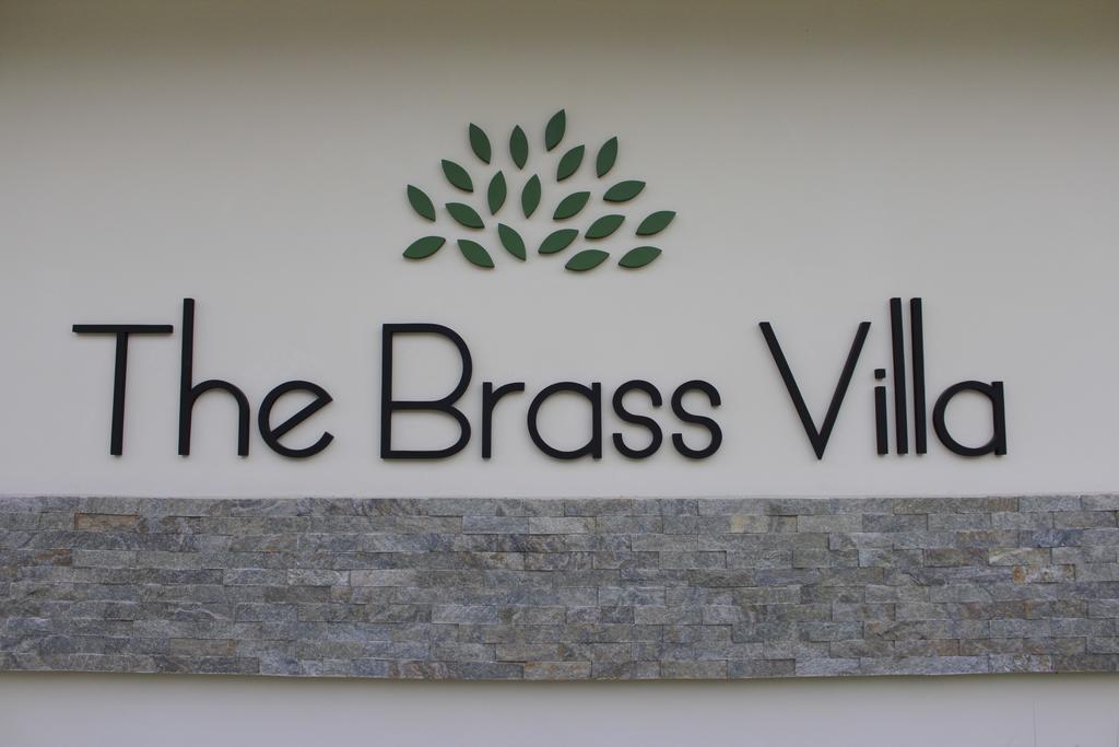 The Brass Villa Garden Resort Sattahip Buitenkant foto
